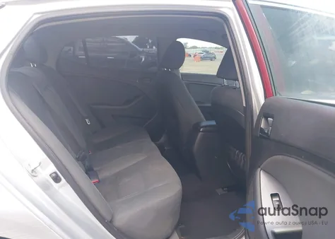 2015 Kia Optima Lx z USA, uszkodzony, nr VIN 5XXGM4A77FG475576